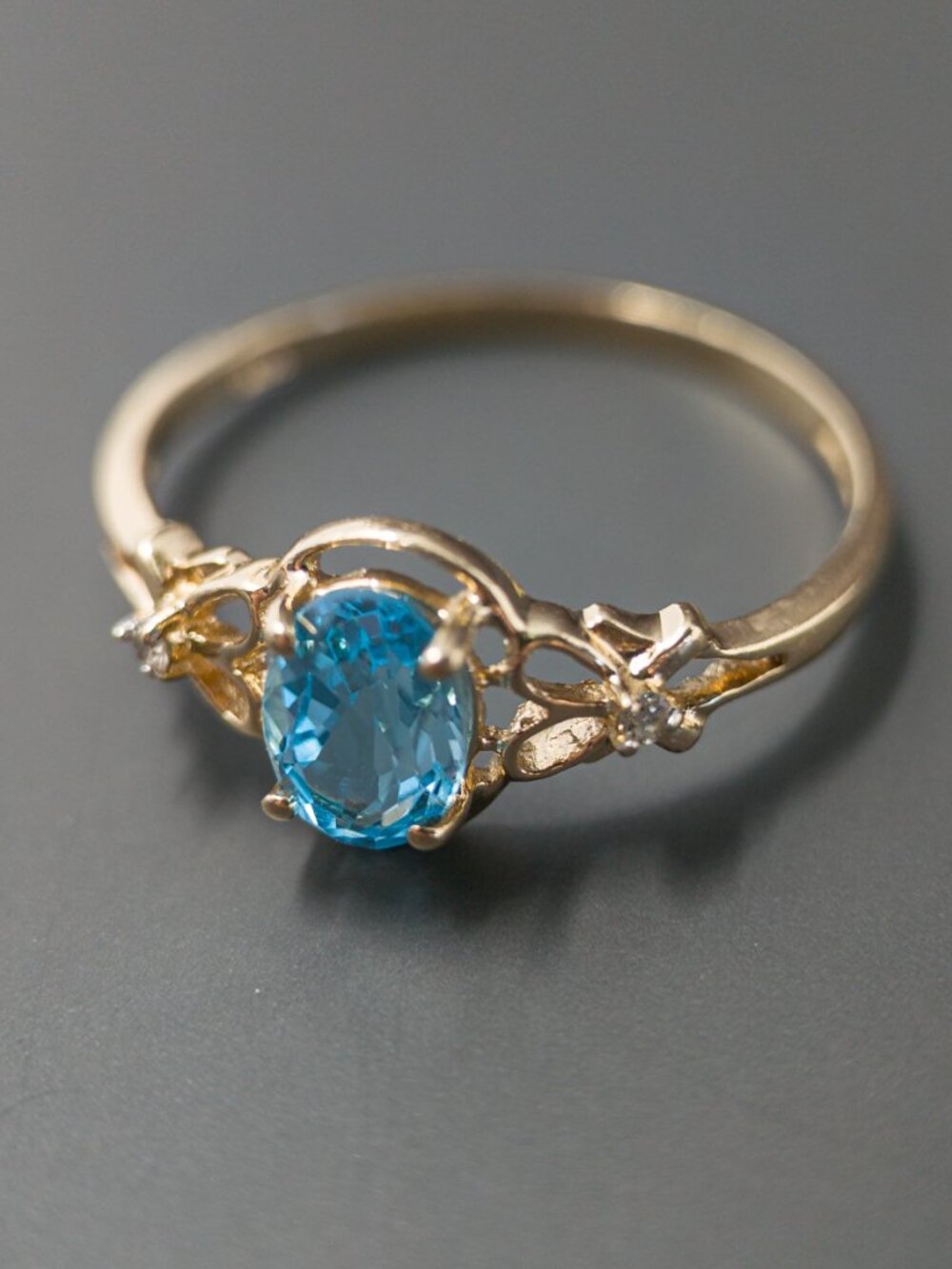 14k Gold Oval Blue Topaz Ring with Diamond Accents - Picture 6 of 16